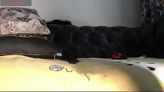 santa queenn online show from November 2025 11:14:01 AM