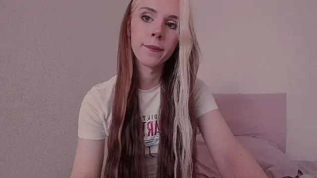 Snapshot of _eva__pleasure_ chatting on June 2026 05:57:01 AM eva pleasure online show from June 2026 05:57:01 AM
