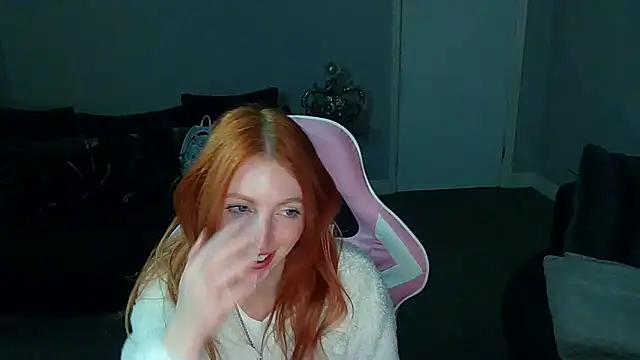 Red firesquirt online show from March 2025 09:24:01 PM
