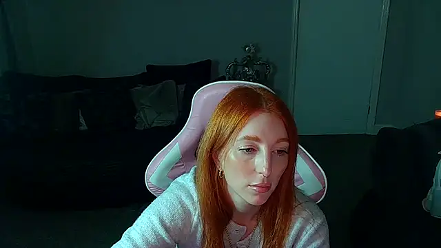 Red firesquirt online show from February 2025 02:48:02 PM