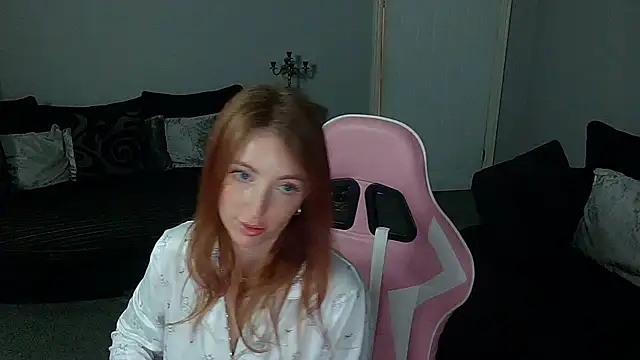 Red firesquirt online show from March 2026 03:28:02 PM
