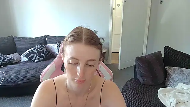 Red firesquirt online show from April 2026 08:51:01 AM
