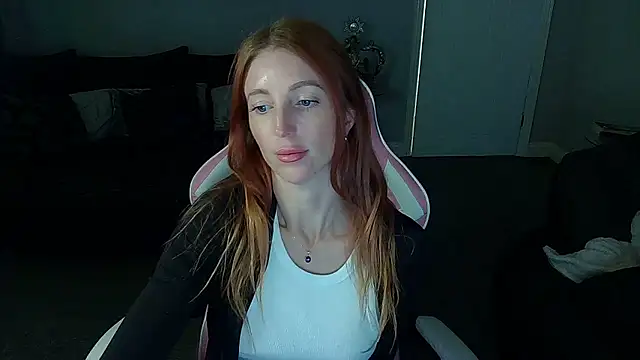 Red firesquirt online show from January 2026 12:45:01 PM