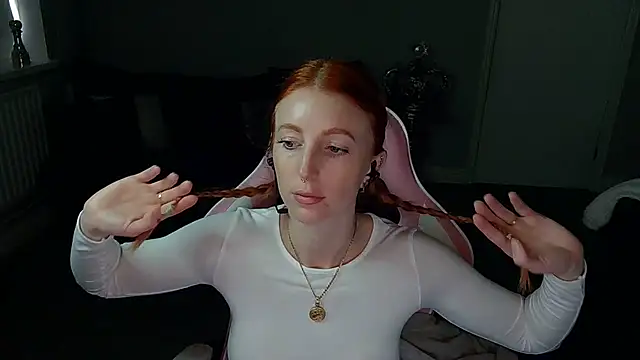 Red firesquirt online show from January 2025 02:32:01 PM