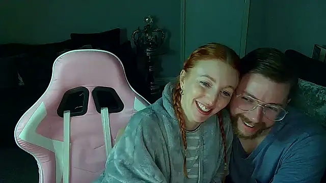 Red firesquirt online show from February 2025 09:20:02 PM
