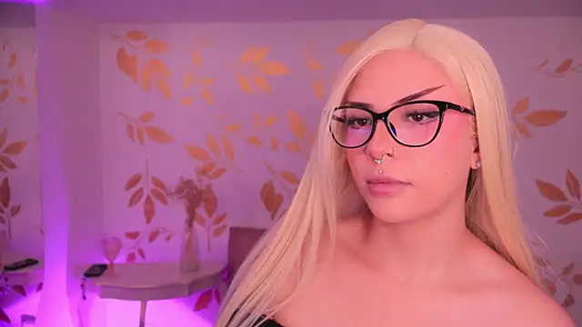 Misselektra   online show from March 2026 05:06:02 AM