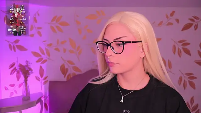 Misselektra   online show from March 2026 04:56:02 AM