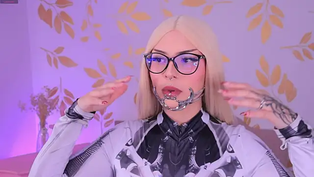Misselektra   online show from September 2025 04:41:01 AM