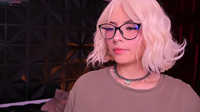 Misselektra   online show from March 2025 03:41:02 AM