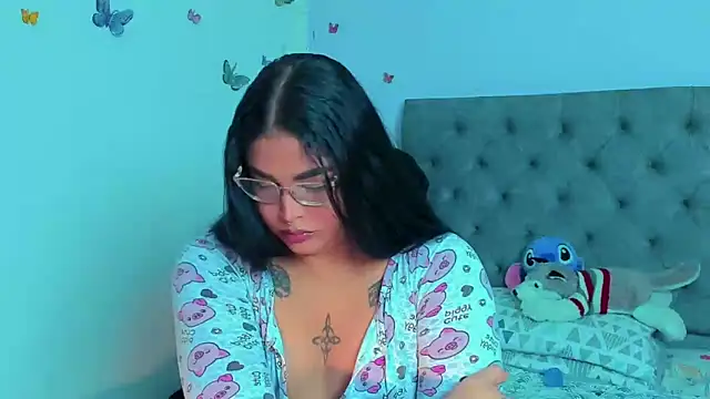 mabellfox online show from March 2025 08:31:02 PM