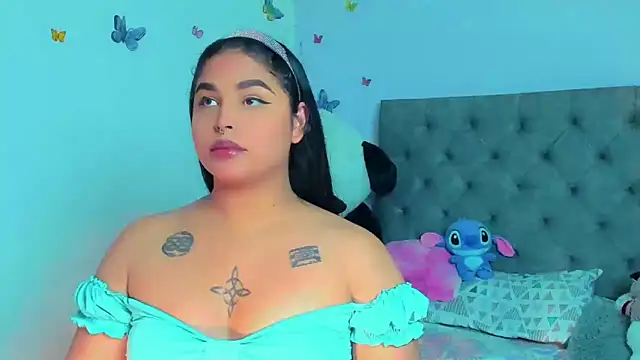 mabellfox online show from March 2025 05:22:01 PM