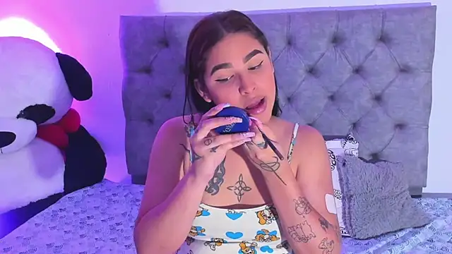 mabellfox online show from February 2026 08:48:02 PM