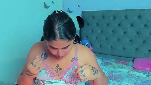 mabellfox online show from February 2025 11:41:02 PM