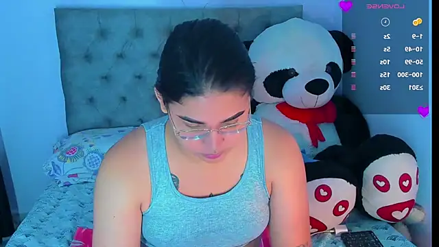 mabellfox online show from September 2025 06:25:02 PM