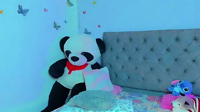 mabellfox online show from February 2025 09:58:02 PM