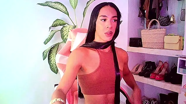 carmen14 online show from May 2026 05:33:01 AM