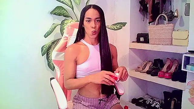 carmen14 online show from May 2026 03:01:02 AM