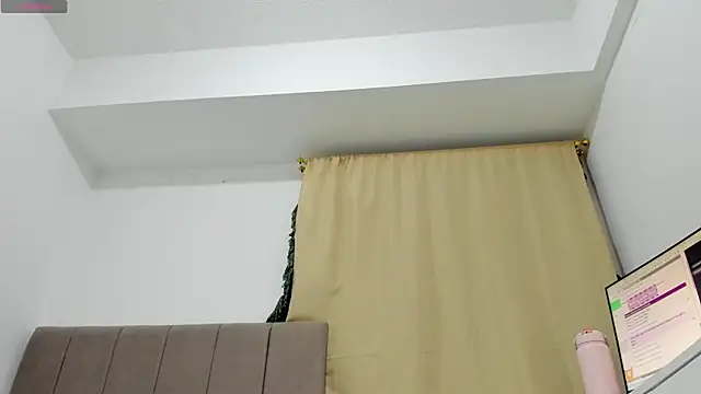 soyamandaa  online show from April 2026 02:52:01 AM