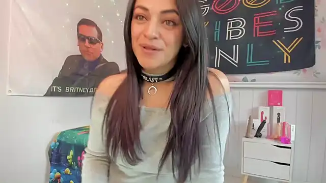 LovelyAzucena online show from October 2025 03:12:01 PM