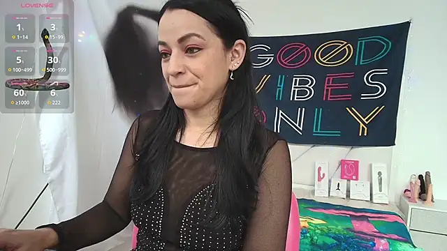 LovelyAzucena online show from March 2026 02:21:01 PM