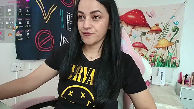 LovelyAzucena online show from April 2026 03:13:02 PM