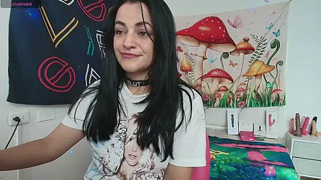 LovelyAzucena online show from March 2026 02:07:01 PM