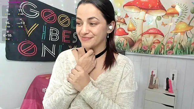 LovelyAzucena online show from February 2025 02:35:02 PM