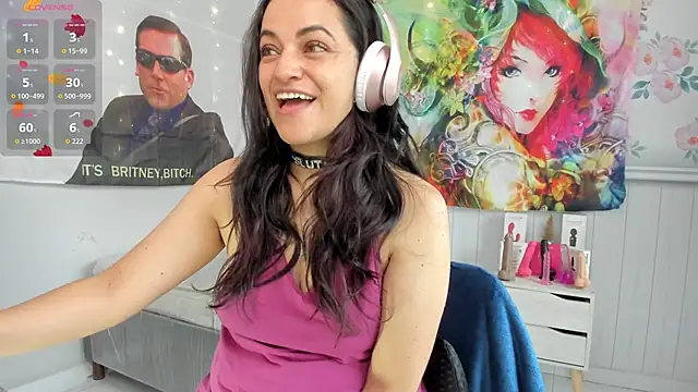 Snapshot of LovelyAzucena chatting on November 2025 03:04:02 PM LovelyAzucena online show from November 2025 03:04:02 PM