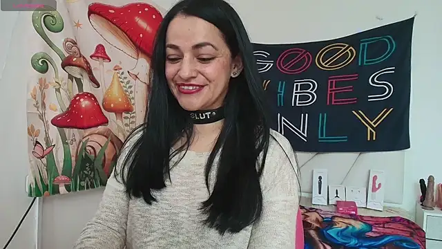 LovelyAzucena online show from March 2026 02:48:01 PM