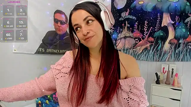 LovelyAzucena online show from March 2025 02:45:02 PM