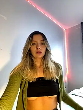 mari ana02 online show from October 2025 08:43:02 PM