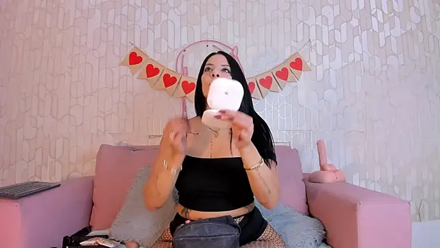 alanismorgan online show from February 2026 06:32:01 PM