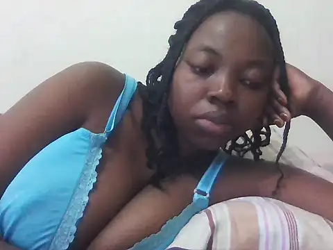 Snapshot of Sexxy_blush1 chatting on October 2025 06:47:02 AM Sexxy blush1 online show from October 2025 06:47:02 AM