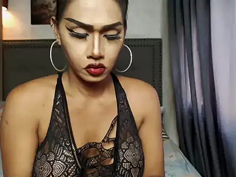 Snapshot of Victoria_Saint chatting on January 2025 06:17:01 AM Victoria Saint online show from January 2025 06:17:01 AM