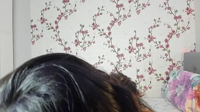 Alisagold90 online show from December 2025 07:45:01 AM