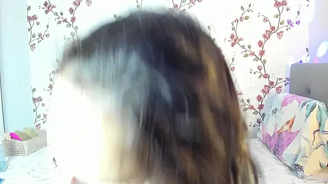 Alisagold90 online show from November 2025 07:46:01 AM