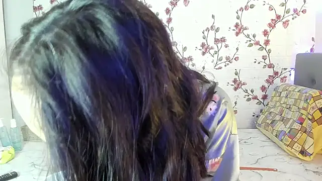 Alisagold90 online show from October 2025 07:53:02 AM