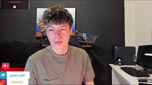 Snapshot of Green_acid01 chatting on September 2025 09:59:02 PM Green acid01 online show from September 2025 09:59:02 PM