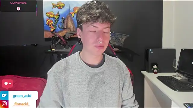 Snapshot of Green_acid01 chatting on September 2025 05:22:02 PM Green acid01 online show from September 2025 05:22:02 PM