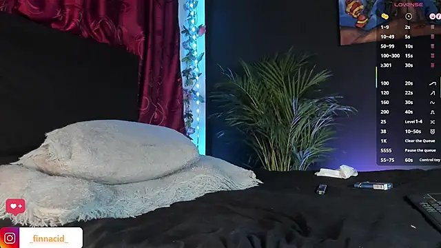 Snapshot of Green_acid01 chatting on March 2025 01:02:02 AM Green acid01 online show from March 2025 01:02:02 AM