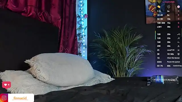 Snapshot of Green_acid01 chatting on March 2025 01:11:02 AM Green acid01 online show from March 2025 01:11:02 AM