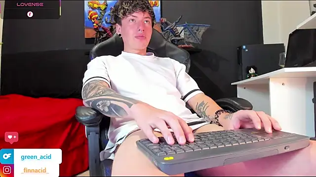 Snapshot of Green_acid01 chatting on September 2025 07:06:02 PM Green acid01 online show from September 2025 07:06:02 PM