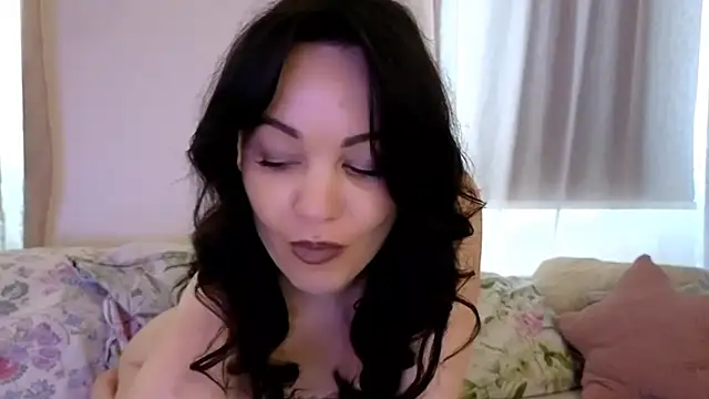 Lilie romeo online show from March 2026 10:43:02 AM