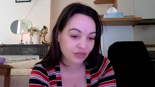 Lilie romeo online show from March 2025 02:42:02 PM
