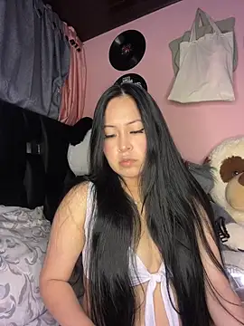 Noa Sakura  online show from April 2026 12:01:01 AM