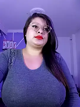 MiiaaJoness online show from January 2025 06:03:01 PM