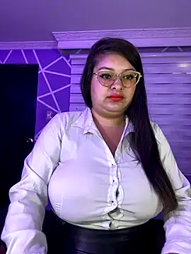 MiiaaJoness online show from October 2025 03:00:02 PM