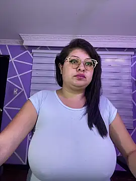 MiiaaJoness online show from March 2026 03:39:01 PM
