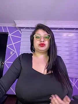 MiiaaJoness online show from February 2026 03:01:01 PM