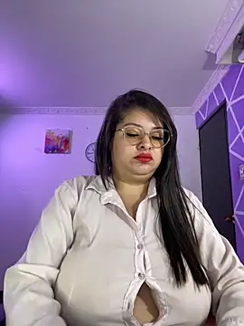 MiiaaJoness online show from December 2025 02:44:01 PM